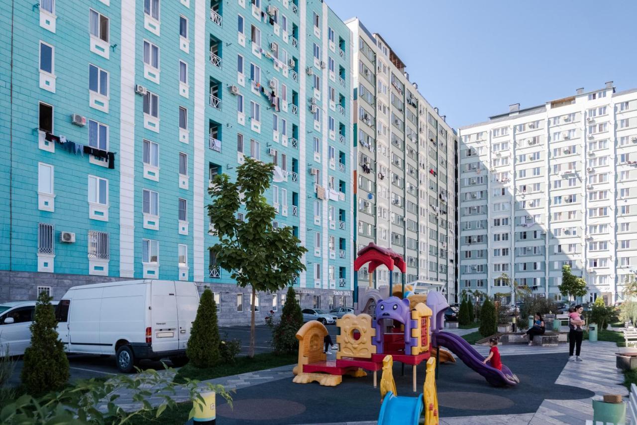 Bright Apartment On 13Th Floor Yerevan Bagian luar foto